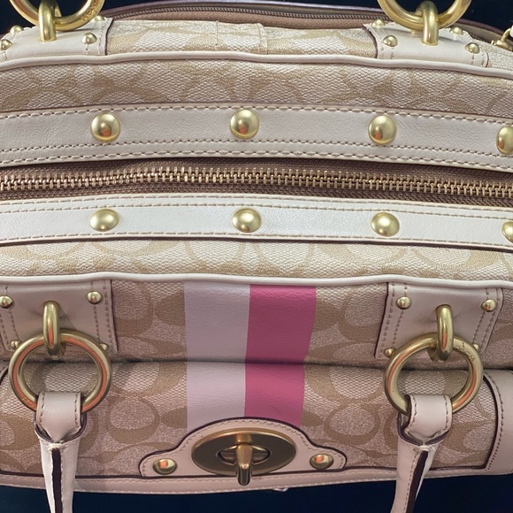 COACH Heritage Stripe Dome
Satchel 13198 Handbag. - Picture 17 of 17